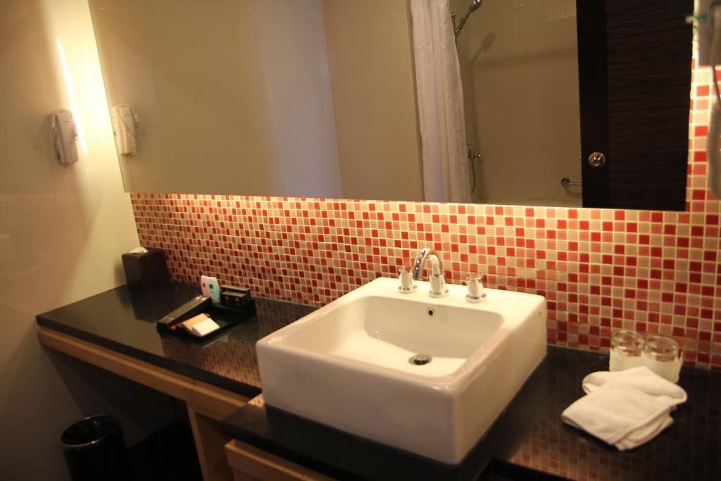 Premier Basko Hotel Padang  Room photo